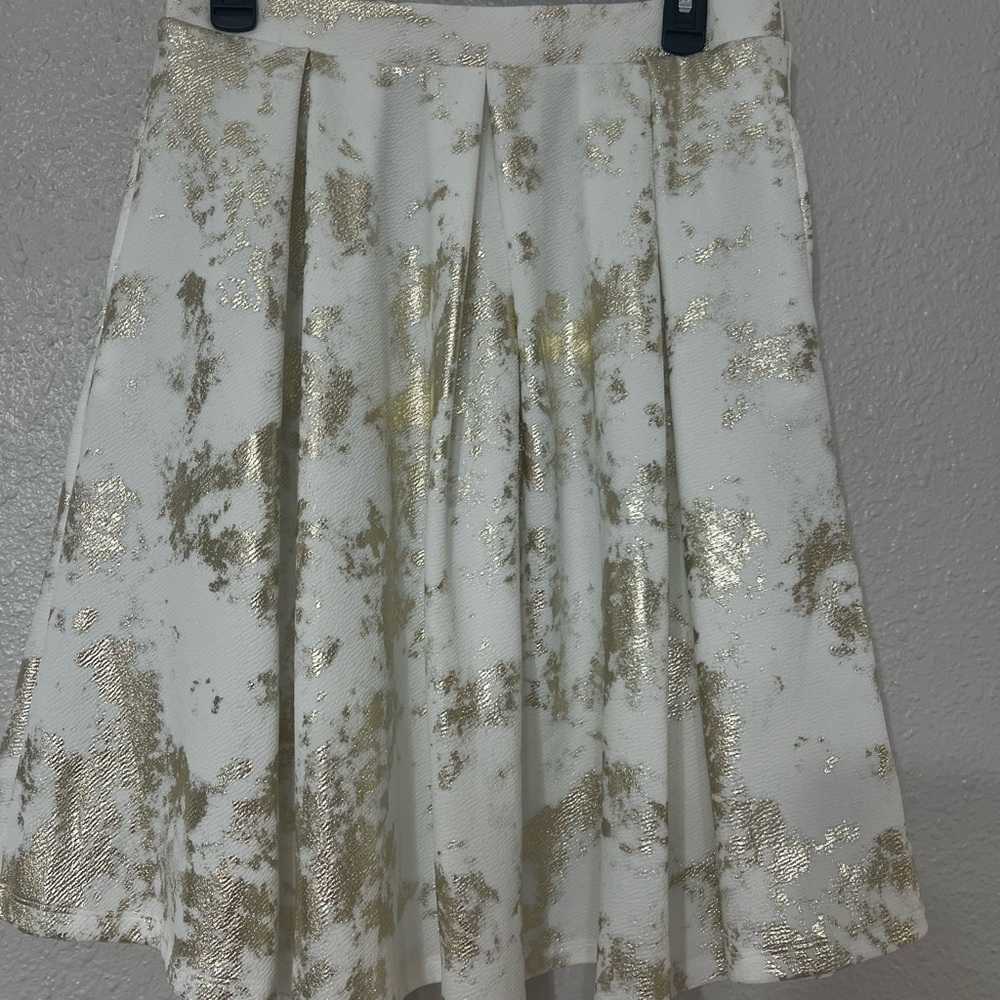 LuLaRoe White and Gold A-Line Skirt